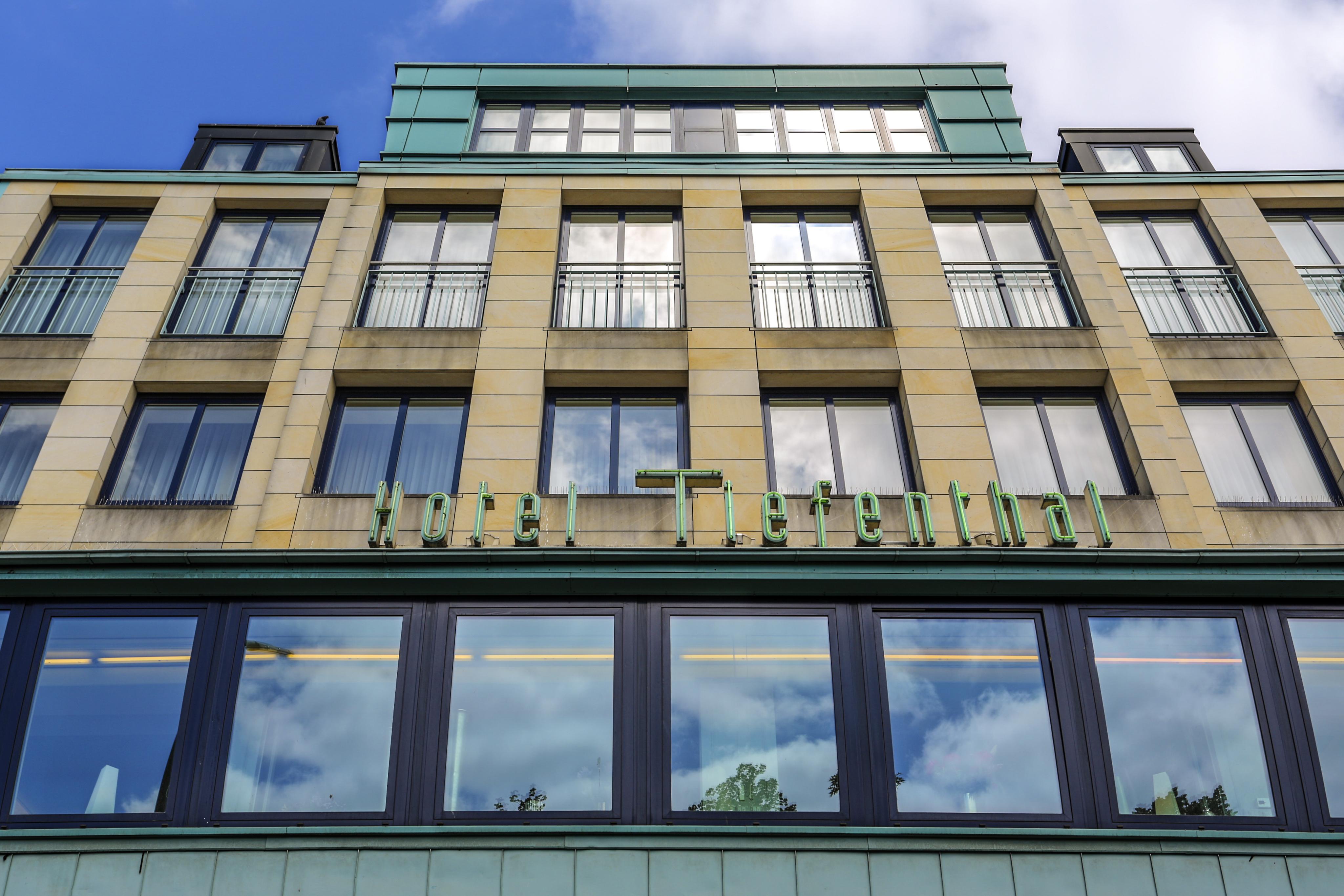 Garner Hotel Hamburg - Wandsbek Marktplatz Exterior foto